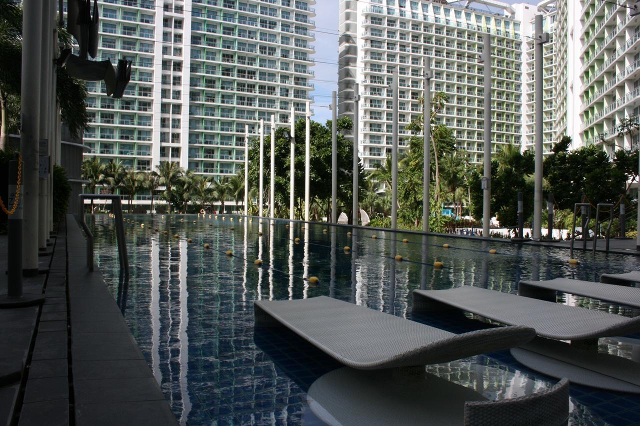 Azure Urban Resort Residences Manila Exteriör bild