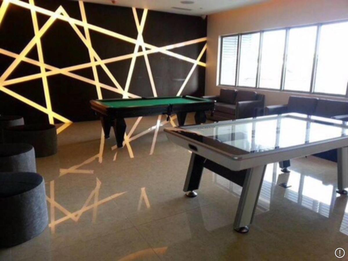 Azure Urban Resort Residences Manila Exteriör bild